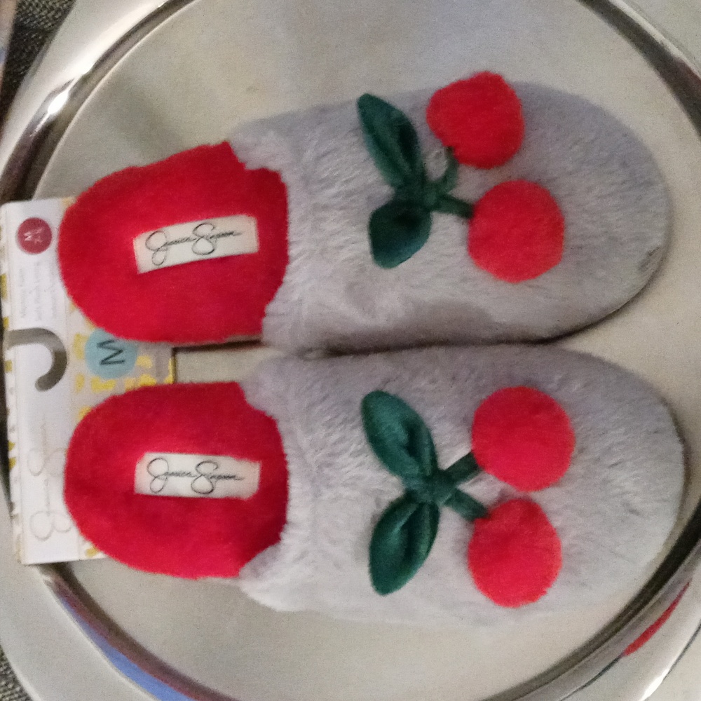 Slippers Medium NWT Gray and Red Cherry - Picture 3 of 8